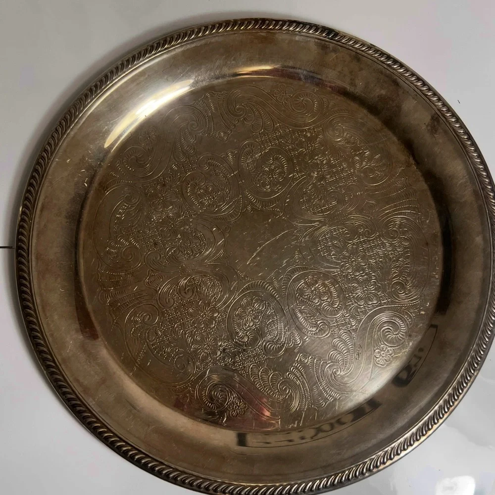 Vintage 1960’s F.B. Rogers Silver Plate Coffee/Tea Pot   w/Creamer & Tray 40 oz. - Picture 2 of 15